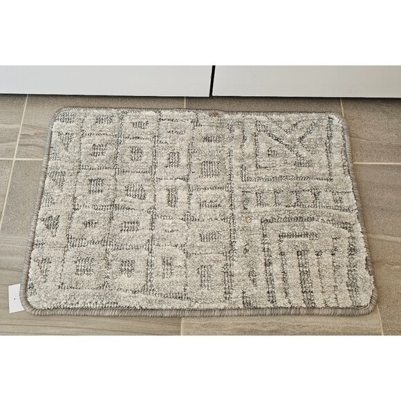 Doormat/ Bathroom Mat- Super Absorbent-Quick Dry Bath Mat - Picture 2 of 2